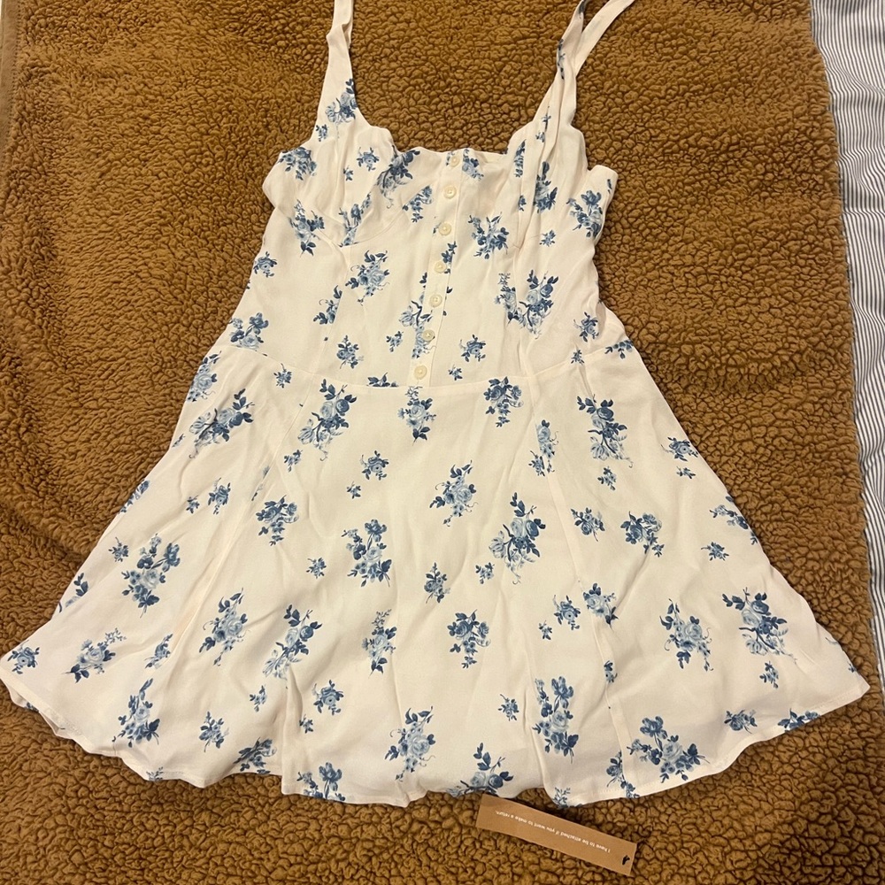 Reformation Valencio dress size 6 - Picture 5 of 8
